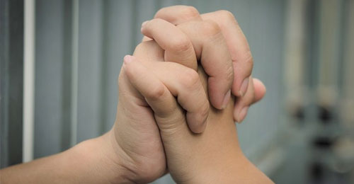 Bando per figli di detenuti