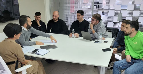 Incontro con i ragazzi di AWA